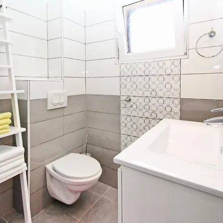 Mihaela Apartament Baška