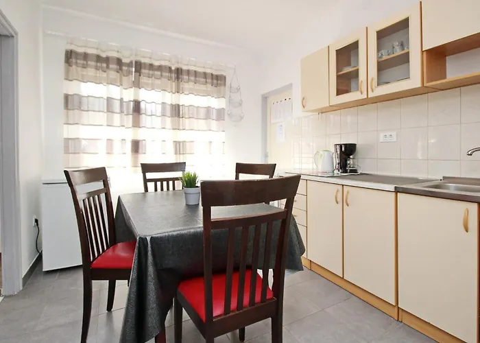 Mihaela Apartament Baška